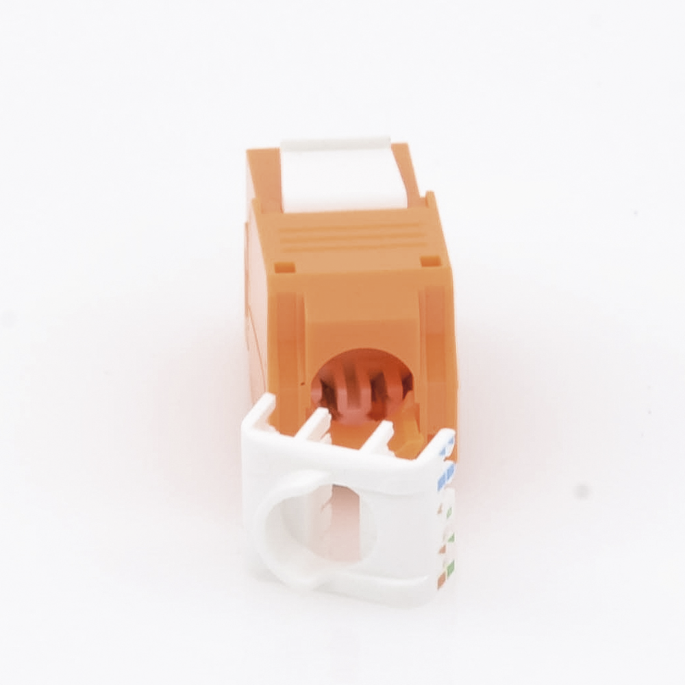 syscom_20b7c53f41de5dd403b9bef7ceaac12f.png