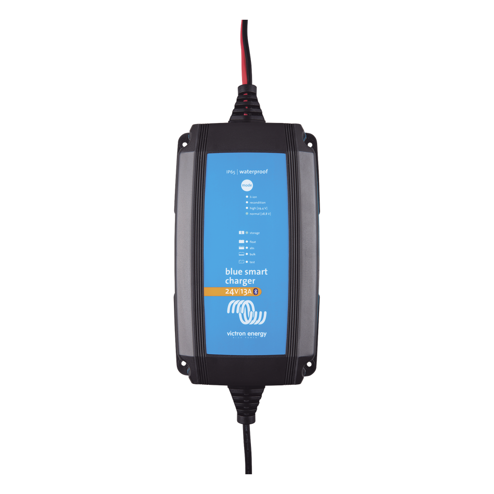 Blue Smart IP65 24/13 / Cargador de Baterías 24V, 13A / Para Ambientes Marinos y Terrestres. /  Para baterías de Plomo y Litio