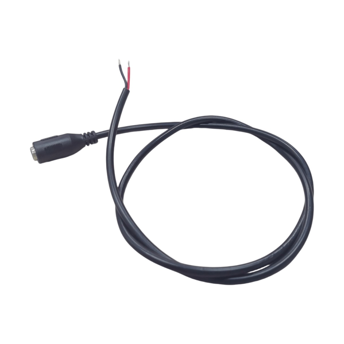 Cable con Conector Macho (Pigtail) / Forro Negro | Alimentación para Vcc con Puntas Libres | Polarizado | Largo 22 cm (8.66 Pulgadas) | Calibre 22AWG.