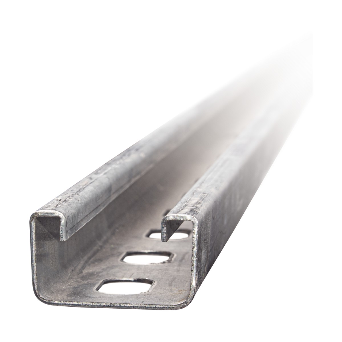 Unicanal perforado 4x2, 3000 mm, con acabado Electro Zinc
