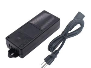 Fuente de Poder de 4 Salidas de 11 - 15 Vcc / 5 Amper /  Voltaje de Entrada 110- 240 Vac / Fusible Termico PTC Integrado para Protección / Salida de Voltaje Inteligente hasta 3 Amper por Salida