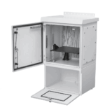 Gabinete Para Exterior OSP ComLine de 18 UR con espacio para Baterías, 700 mm de Ancho, 600 mm de Profundidad De Aluminio, Color Gris Claro Con Protección NEMA 4/12/4X/3/3R; IP66