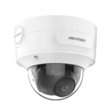 Domo IP 6 Megapixel / Lente Mot. 2.7 a 13.5 mm / 40 mts IR EXIR / Conteo de Personas / Captura Facial / IP67 / IK10 / WDR 120 dB / PoE+ / Alarmas y Audio I/O / ACUSENSE / Micro SD / DarkFighter