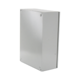 Gabinete Ventilado de Acero IP55 Uso en Exterior (500 x 700 x 250 mm) con Placa Trasera Interior Metálica y Compuerta Inferior Atornillable. Incluye Ventilador, Ventilas, filtros, Chapas y Llave T.
