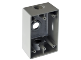 Caja Condulet FS de 3/4" (19.05mm) con tres bocas a prueba de intemperie.