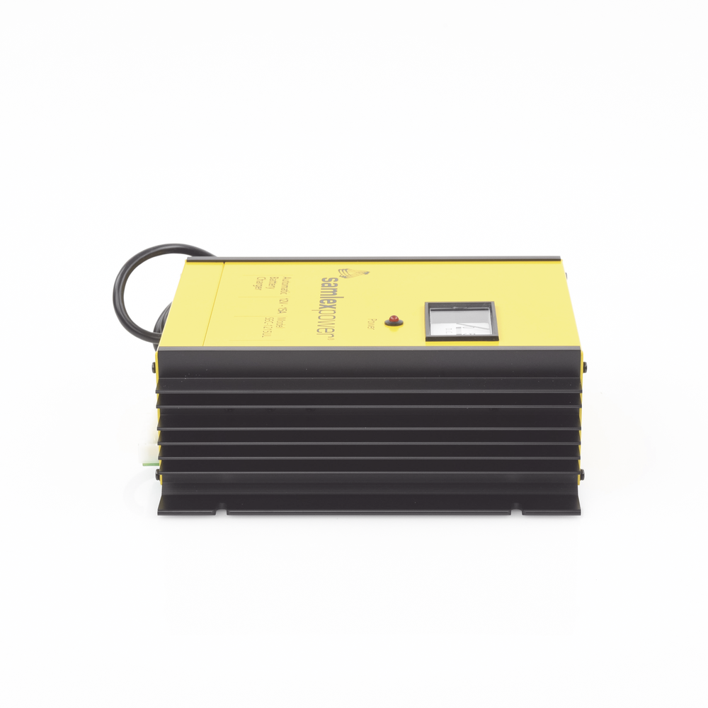 Cargador de Baterías de Plomo Ácido 12 Volts, 15 A / Bancos de 100 a 200 Ah - Image 7