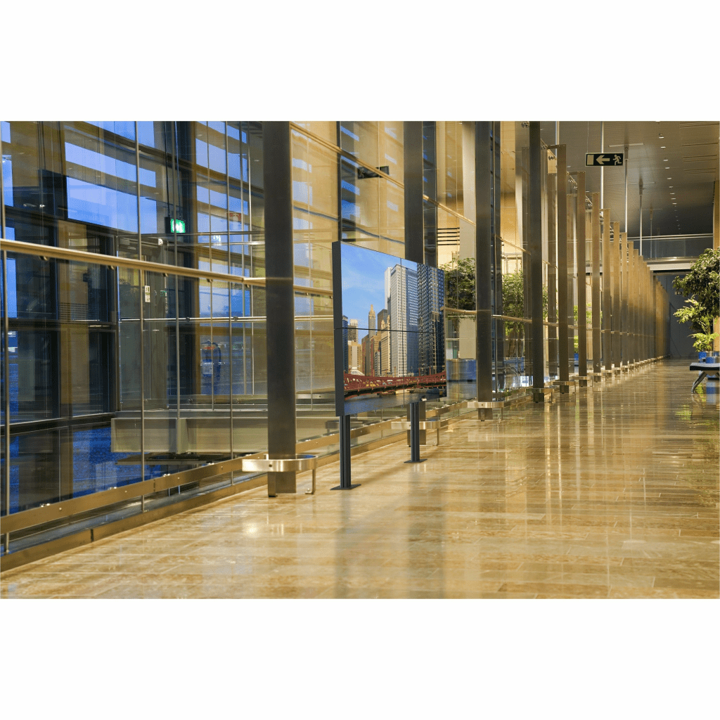 Soporte Modular para Video Wall Pedestal 2x2 / Ajuste Micro Sin Herramientas / 8 Puntos de Alineación / Capacidad 500 lb / VESA 200x200 a 600x400 mm / Estructura Aluminio / Gestión Cableado Integrada / Almacenamiento Multimedia - Image 2