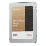SSD SATA de 2,5″ Serie Enterprise | 1920 GB | Alto Rendimiento Estable 50.000 IOPS | Resistencia Empresarial 10.000 TBW | Protección de Datos Integral | Análisis de Vida Útil | Compatibilidad con Synology DSM.