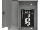 Centro de carga trifásico 3 Fases, 4 Hilos para interruptores QP, de 12 polos - 24 circuitos, 120/240vca, Barras de aluminio 100 Amp, Nema 1, uso interior. Incluye tapa.