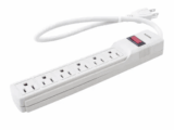 Multicontacto con Supresor de Picos 270 Joules, Voltaje de Entrada: 127 Vca NEMA 5-15P, Con 6 Salidas NEMA 5-15R.